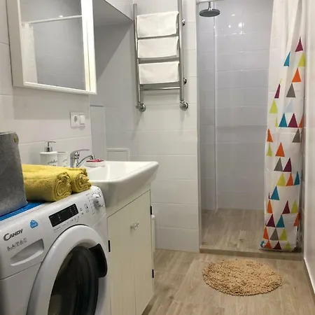Pernavas Park & Bed Apartment Riga Extérieur photo